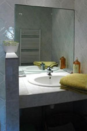 Ecuries Sainte Croix Bed & Breakfast 2*
